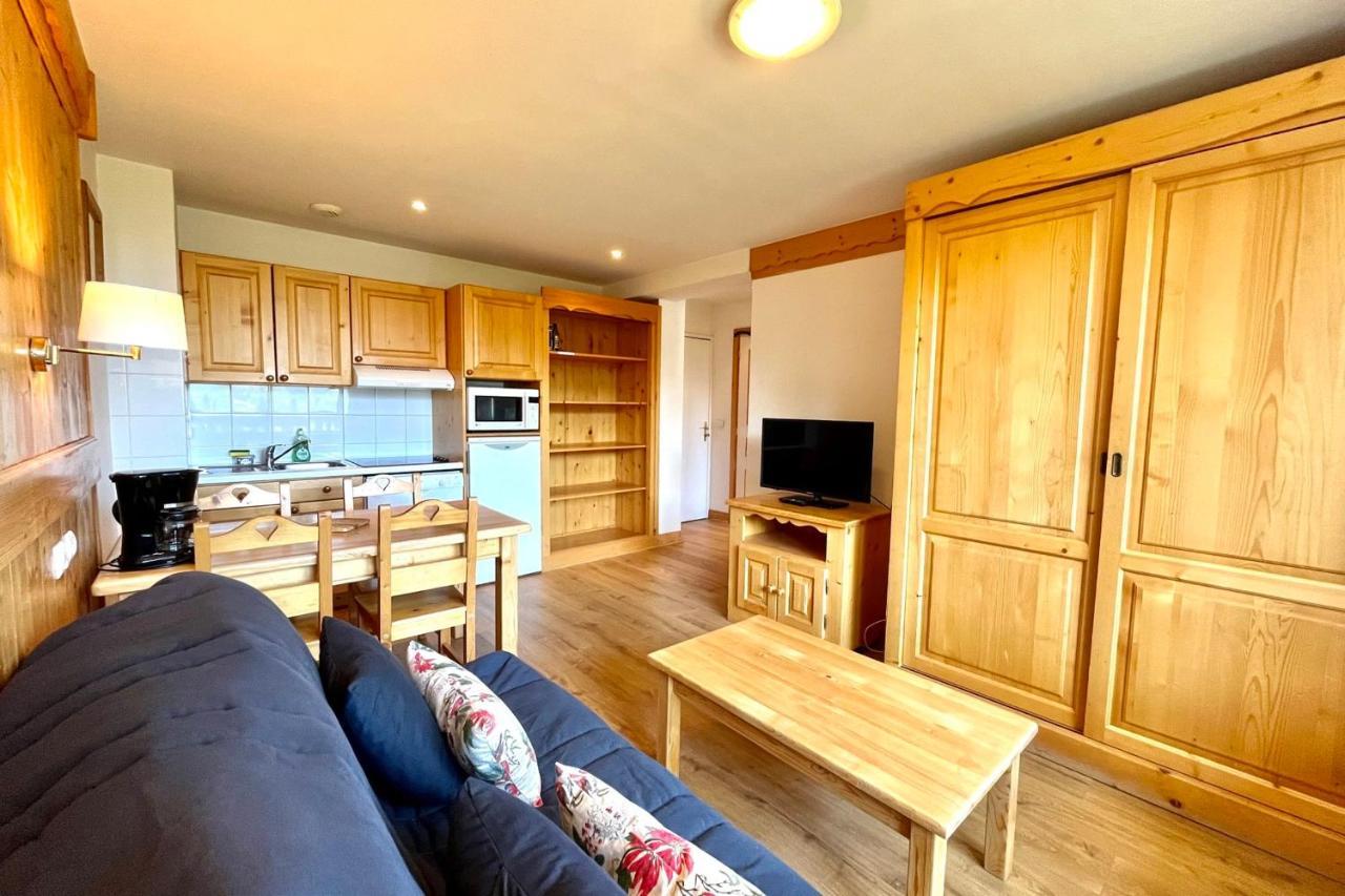 Cosy Chalet With Terrace 孔布卢 外观 照片