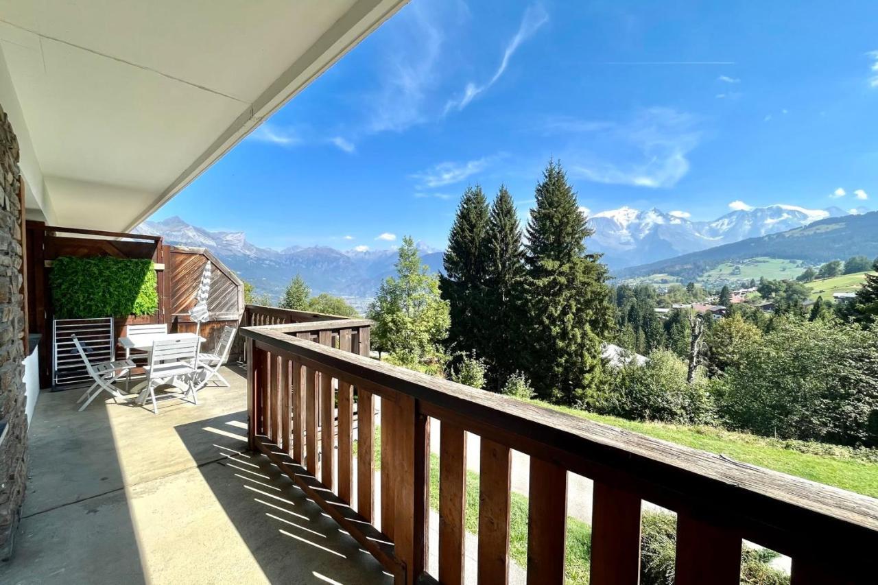 Cosy Chalet With Terrace 孔布卢 外观 照片